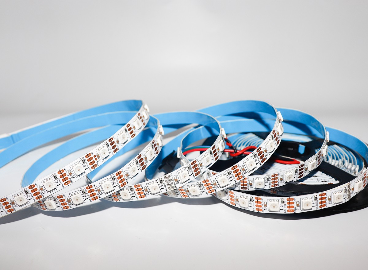 內置RT1809 5050RGB 60燈 12V 單點單控斷點續(xù)傳