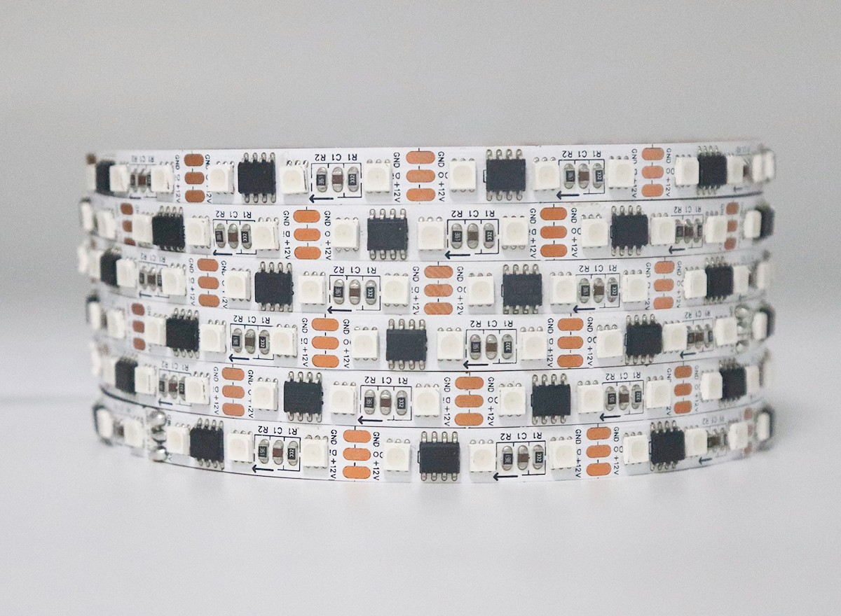 外置WS2811 4040RGB 32段96燈  12V